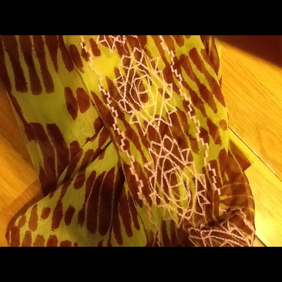 Scarf - Picture 2 of 2